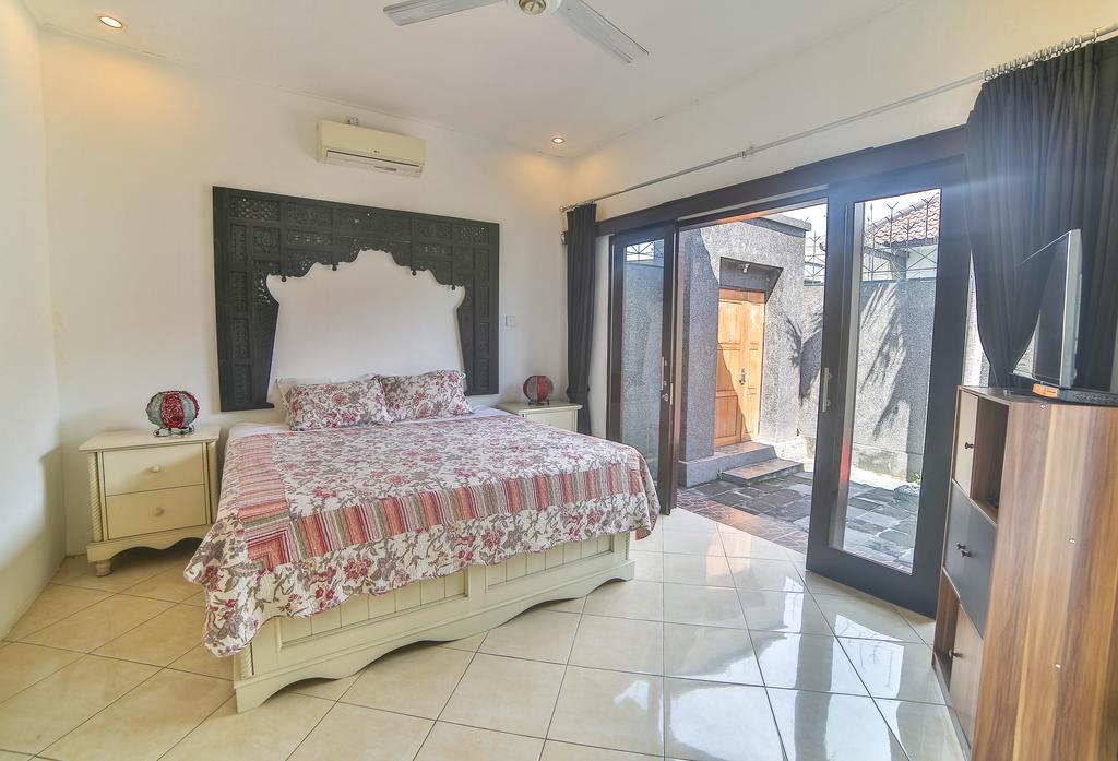 Bali Cinta Villa Seminyak Exterior foto